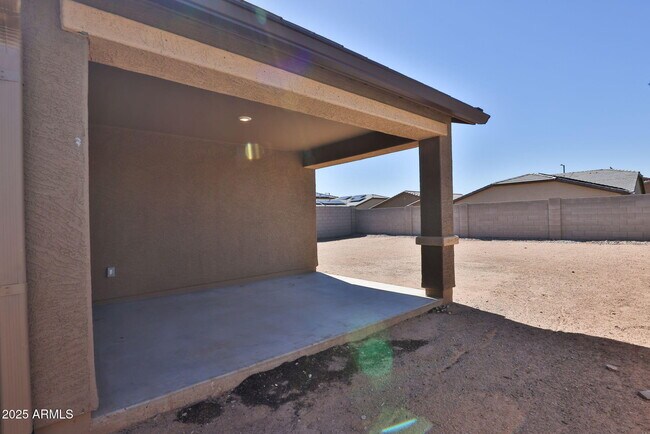 Building Photo - 25847 W Winston Dr