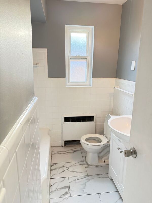 Building Photo - 3926 E Gatewood Ln