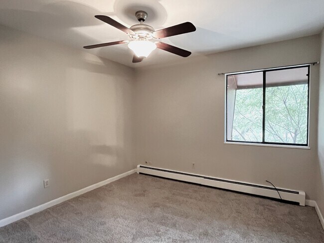 Building Photo - 1625 W Elizabeth St