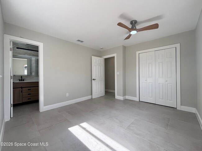 Building Photo - 1301 Kathwood Dr