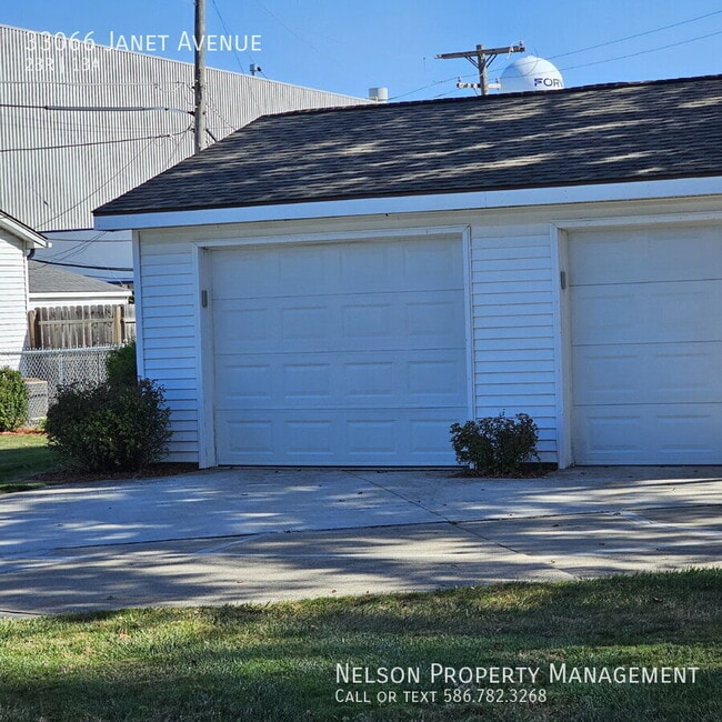 Building Photo - 33066 Janet Ave