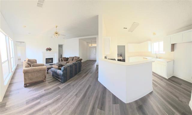 Building Photo - 2621 Ash Creek