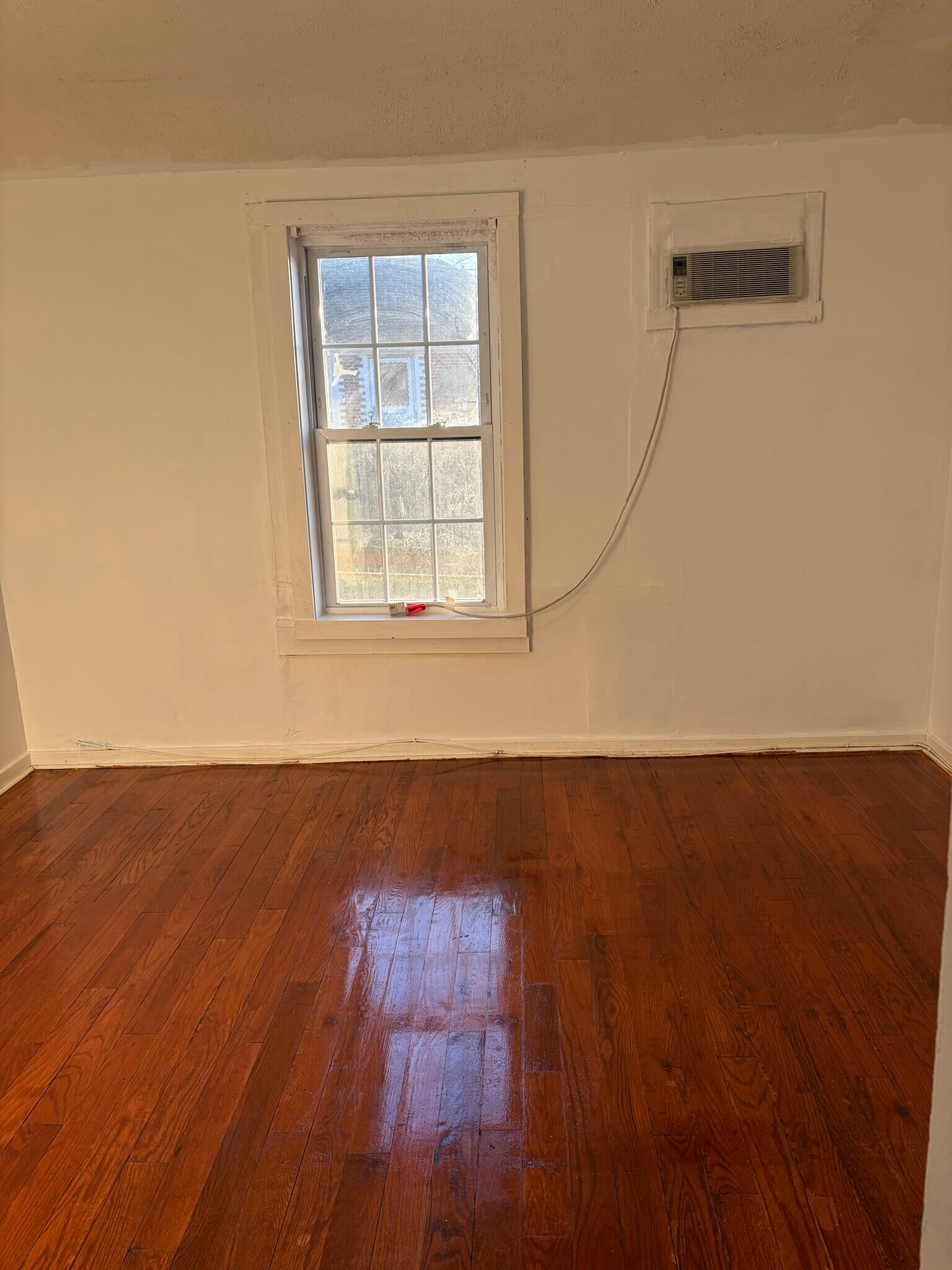 Building Photo - 180 Wessels Ave