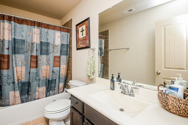 Building Photo - 11718 Balvano Dr