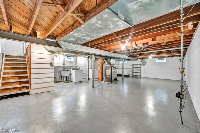 Building Photo - 24000 Knickerbocker Rd