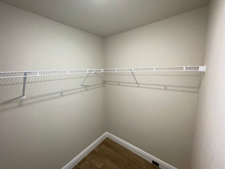 Building Photo - 2815 Jackson St