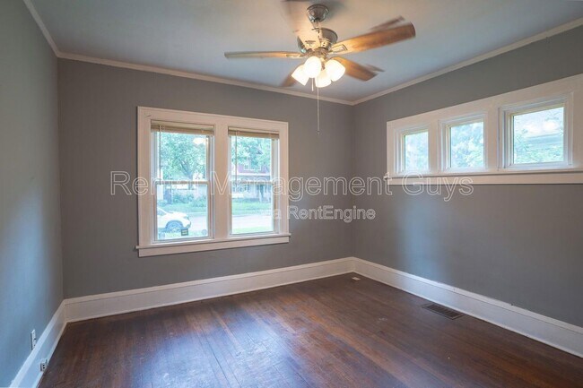 Building Photo - 4126 N Girard Ave