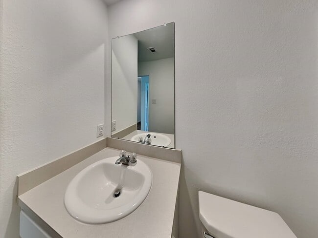 Building Photo - 5928 Rimini Landing Ln