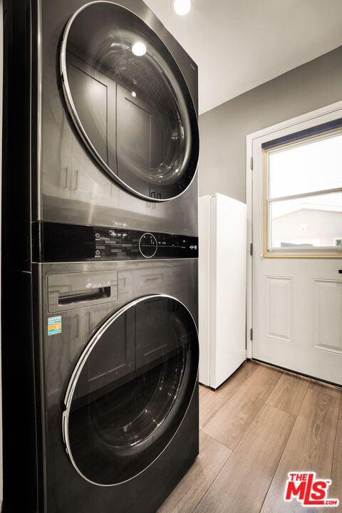 Building Photo - 12827 Sylvan St