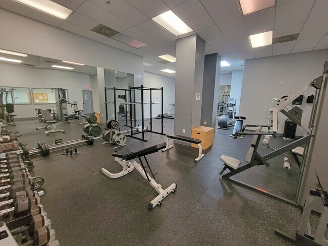 Building Photo - 1308 Clifton St NW