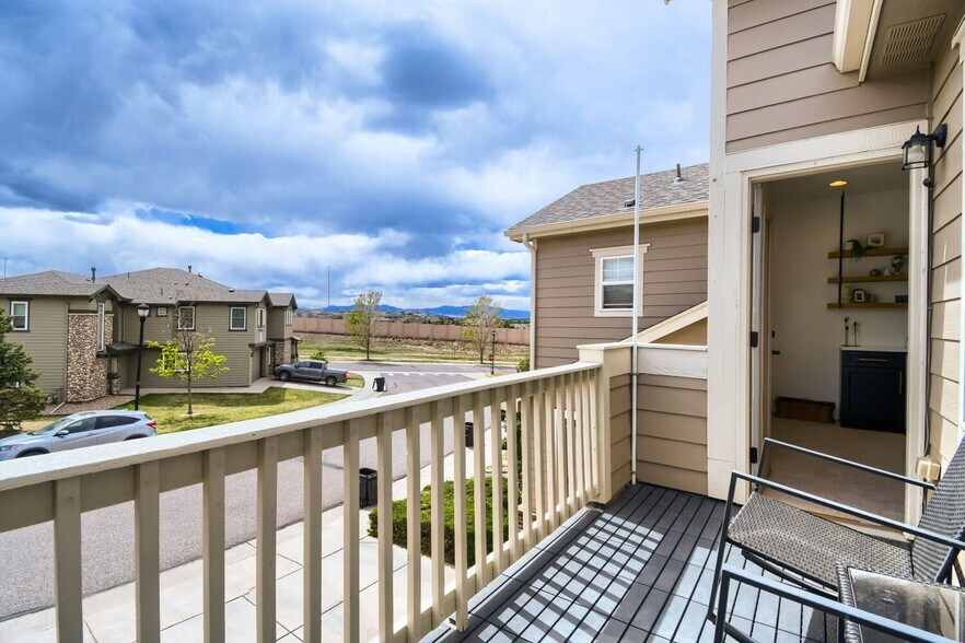 Building Photo - 13072 Grant Cir E