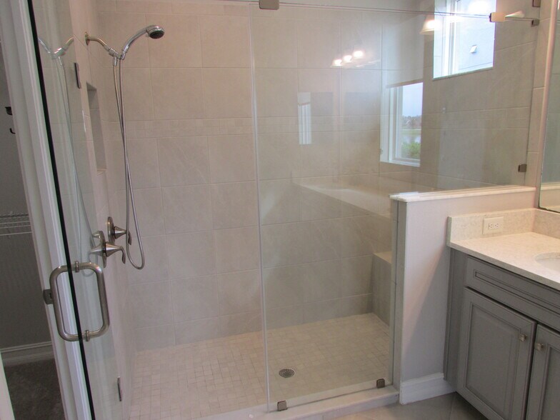 Building Photo - 28981 Trevi Plz