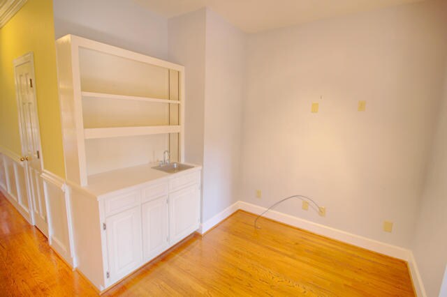 Building Photo - 1776 Dunmore Pl