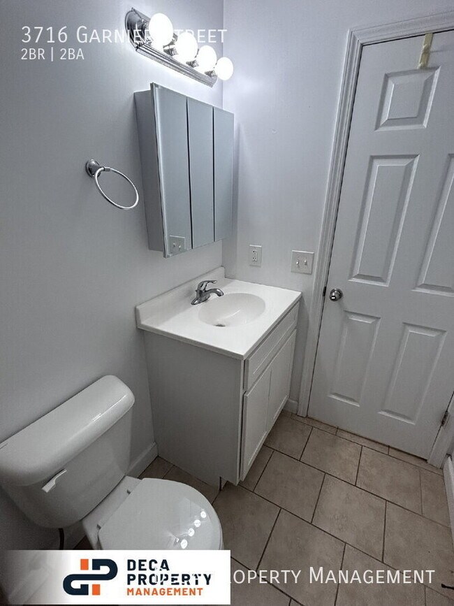 Building Photo - 3716 Garnier St