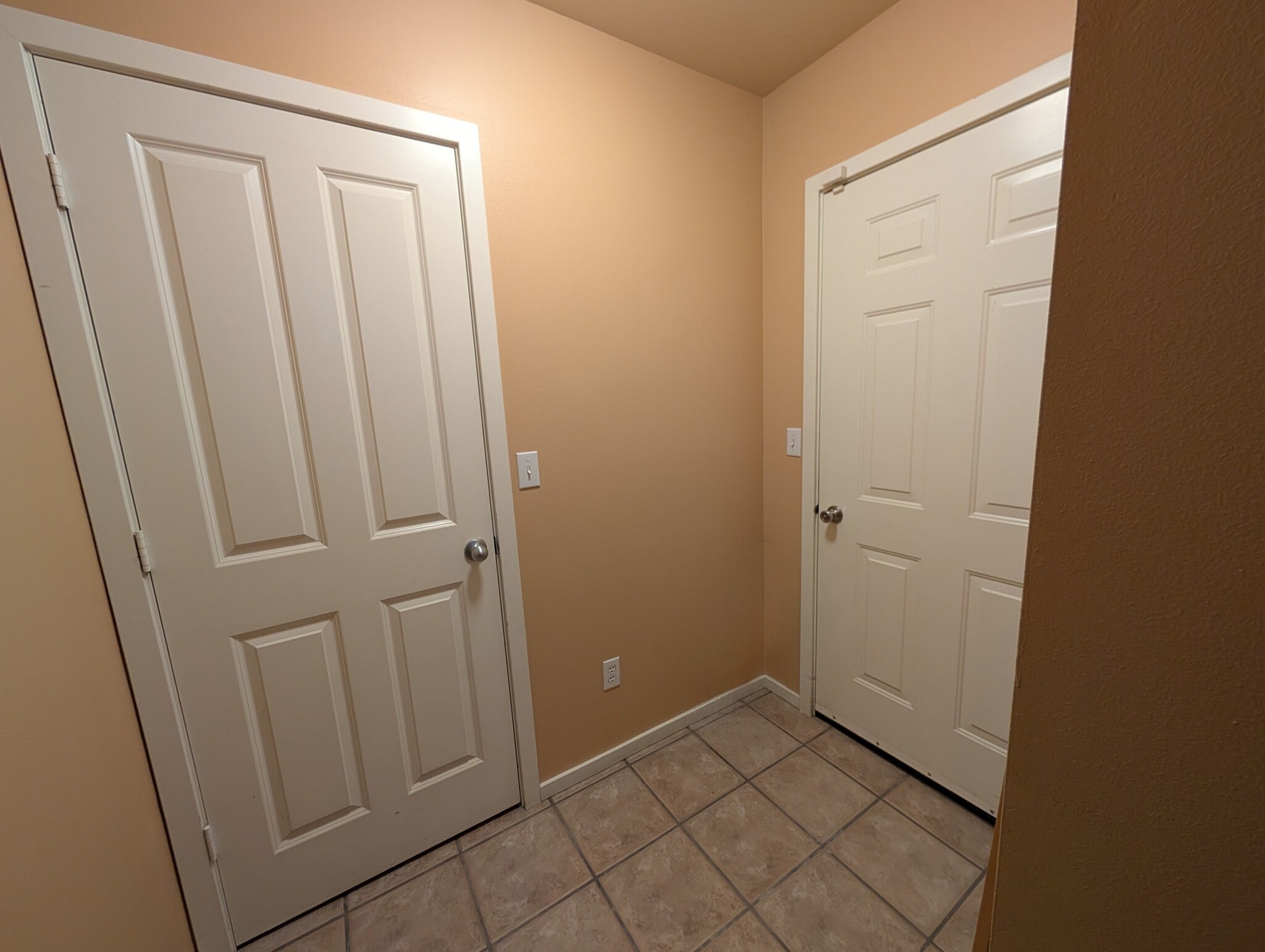 Basement walk-in closet - 9053 161st Ct NE