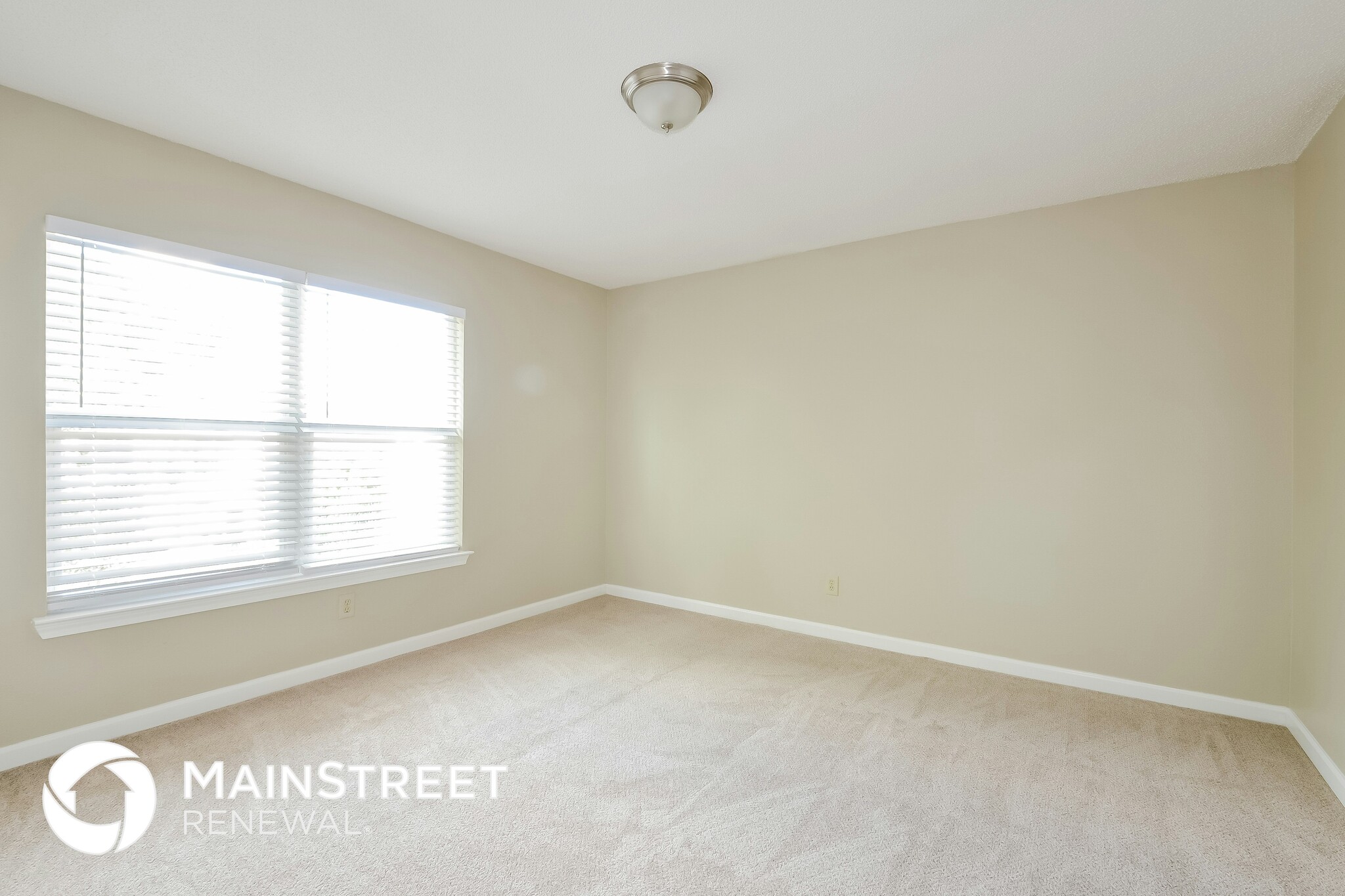 Building Photo - 8014 Bronzerock Dr