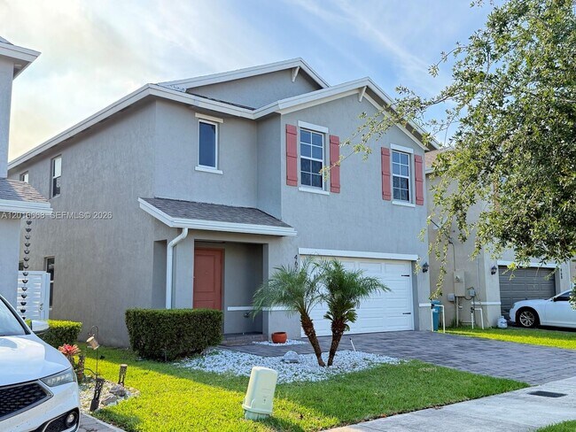 Building Photo - 462 NE 6th Pl