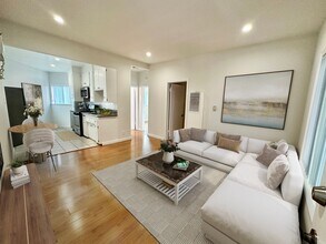 Building Photo - 4232 Lindblade Dr