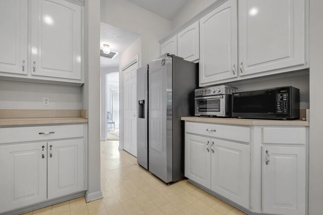 Building Photo - 3528 Leighton Hall Ct