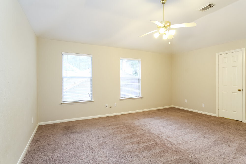 Building Photo - 20914 Lake Park Trail