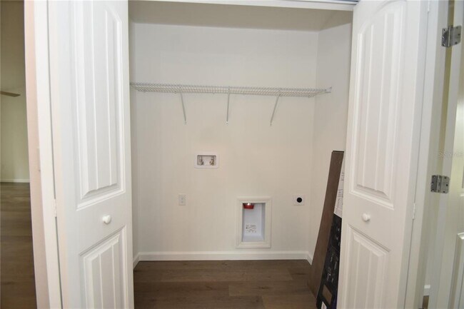 Building Photo - 14 Powder Ln