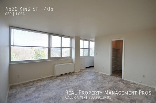 Building Photo - 4520 King St