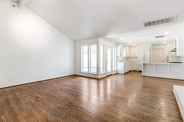 Building Photo - 3101 Lovers Ln