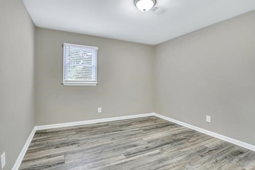 Building Photo - 1222 Raleigh Ct