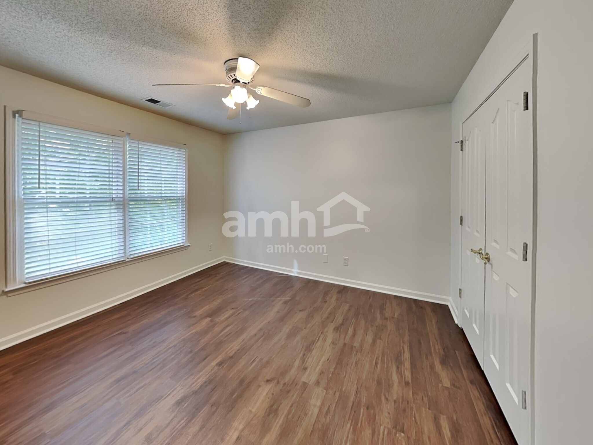 Building Photo - 5802 Swanston Dr