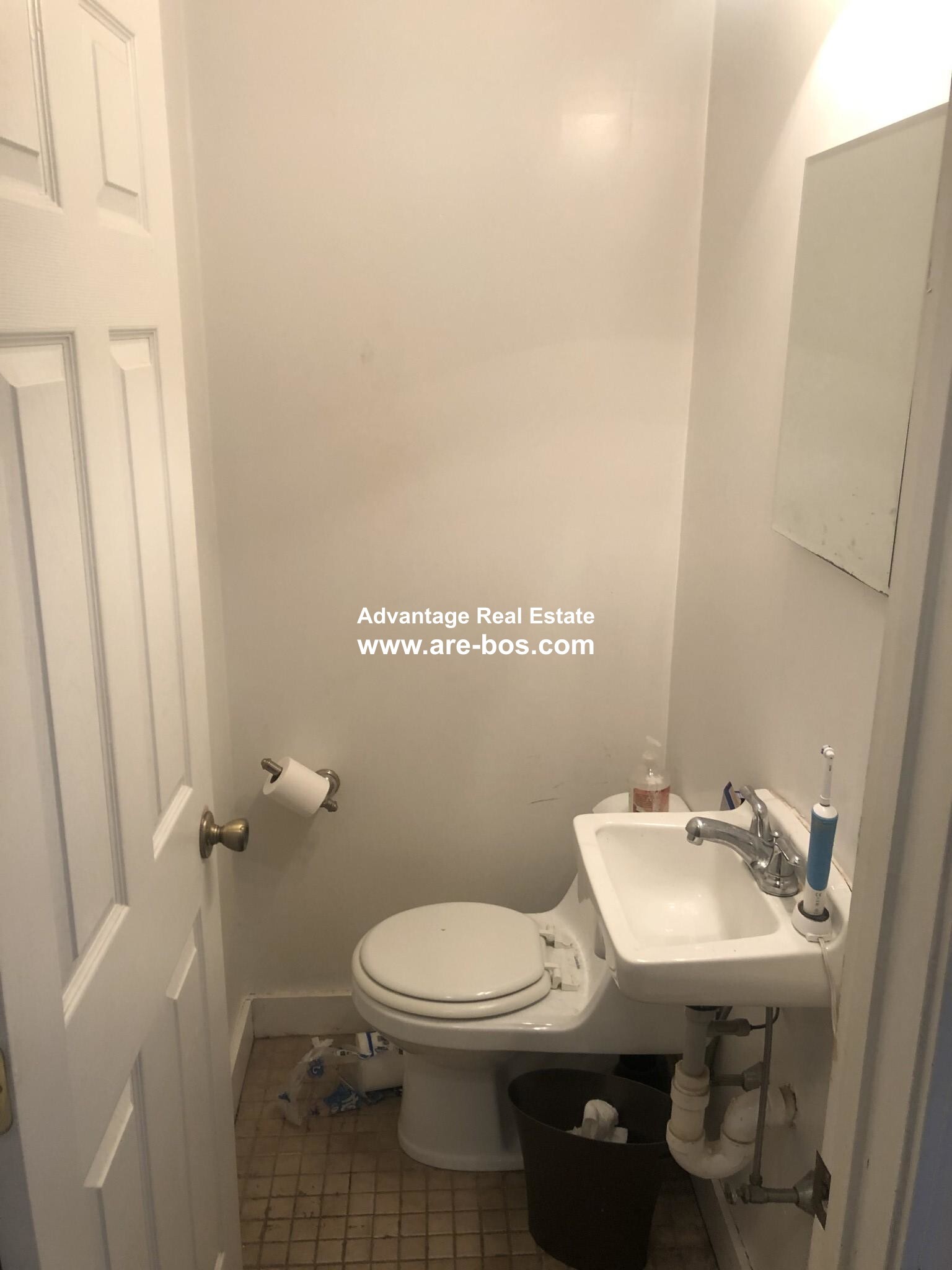 Building Photo - 62 Egmont St