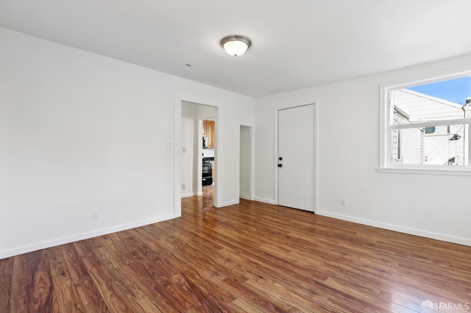 Bedroom - plenty of natural light - 1330 Alabama St