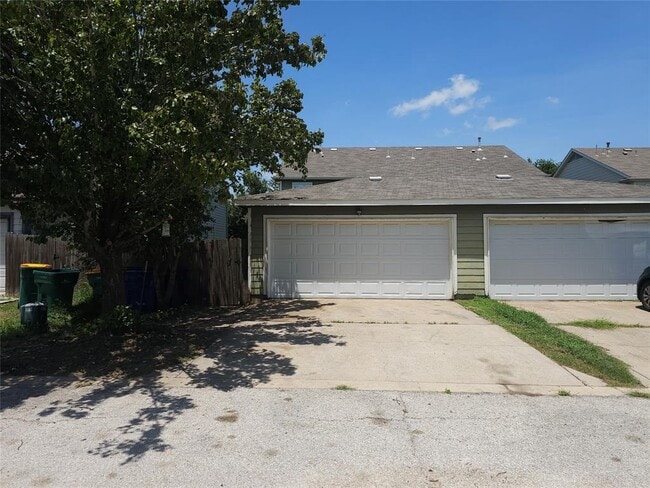 Building Photo - 18749 Golden Eagle Way
