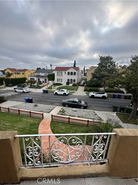 Building Photo - 1046 S Citrus Ave
