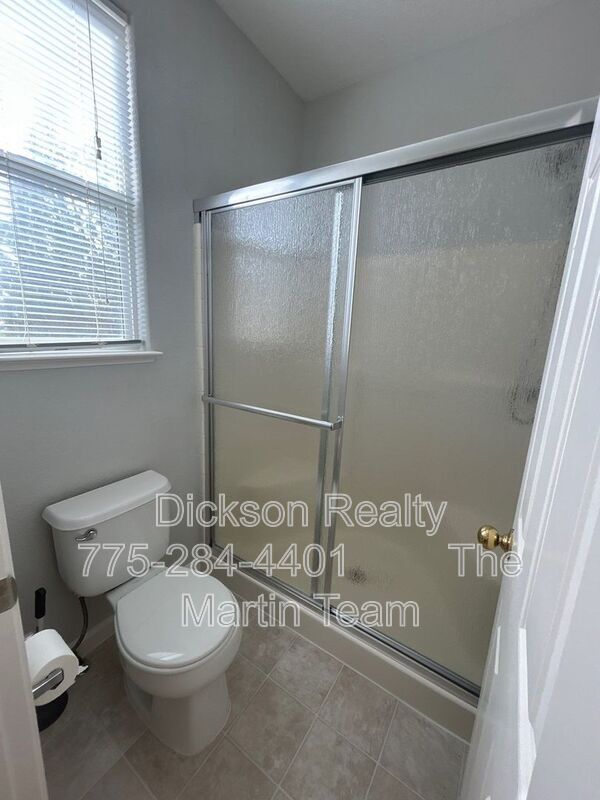 Building Photo - 2841 Granville Dr