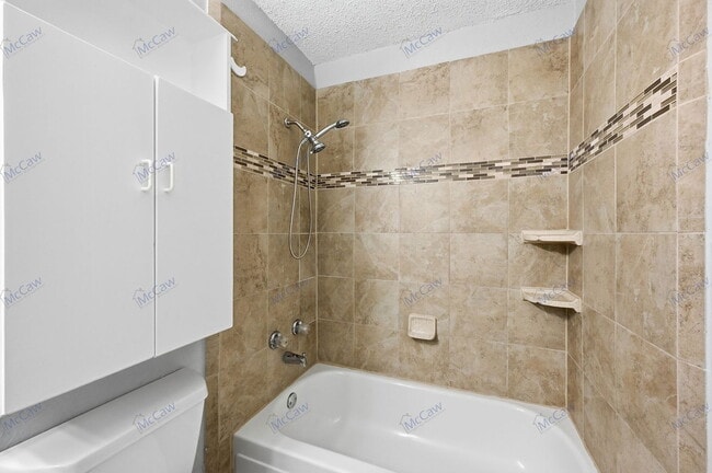 Building Photo - 2602 Burningtree Ct