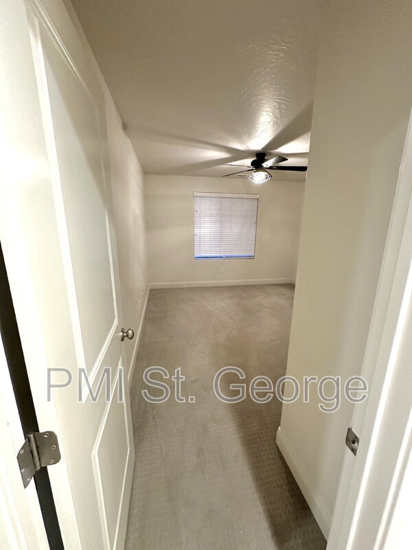 Building Photo - 3226 E 2930 S