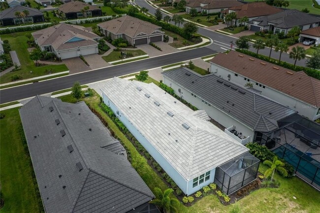 Building Photo - 16117 Isola Pl