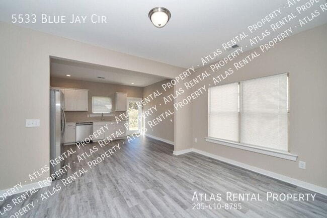 Building Photo - 5533 Blue Jay Cir