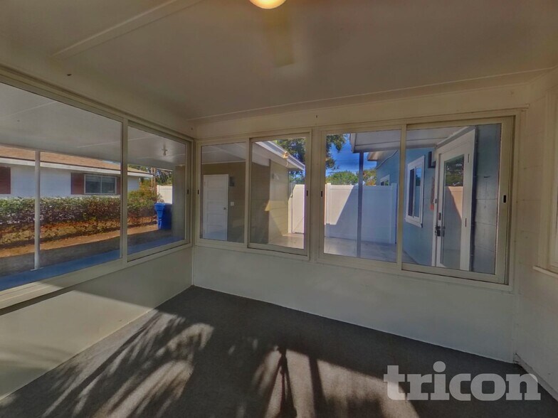 Building Photo - 7217 11th Ave N