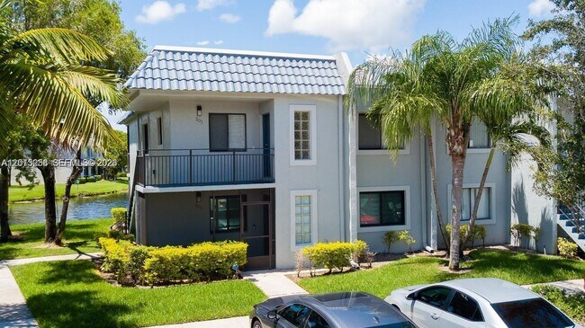 Building Photo - 16561 Blatt Blvd