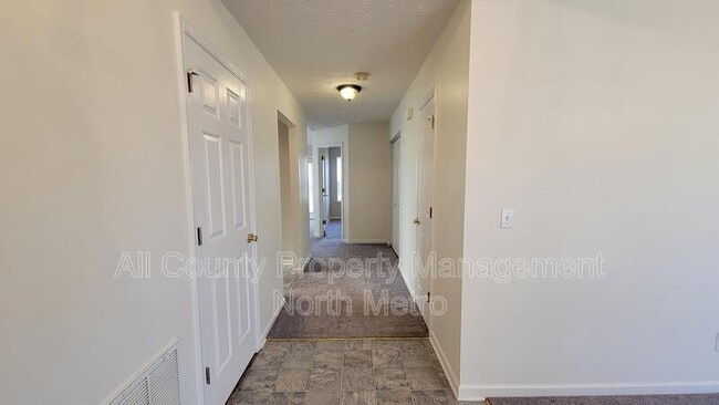 Building Photo - 144 Holly Mill Village Dr