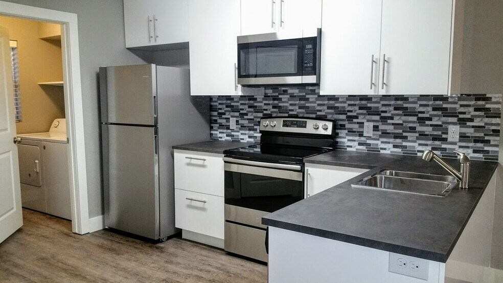 Building Photo - 2806 Bull Run