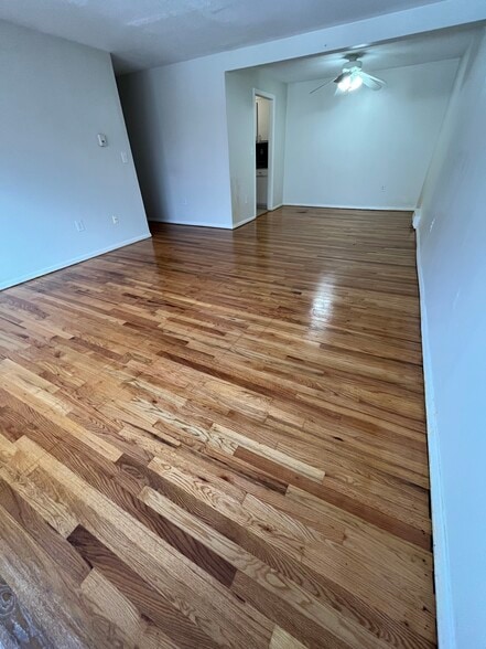 Building Photo - 43 Olcott Dr