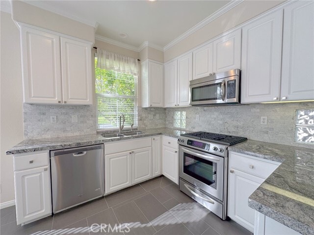 Building Photo - 16 First St