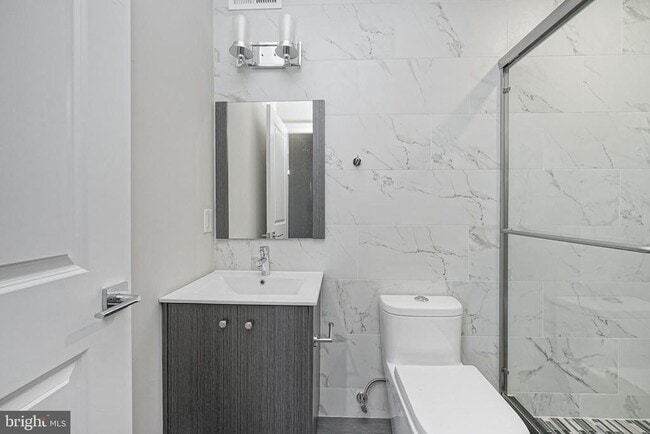 Building Photo - 300 W Jefferson St