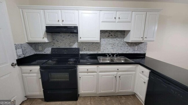 Building Photo - 6018 Creekerton Blvd