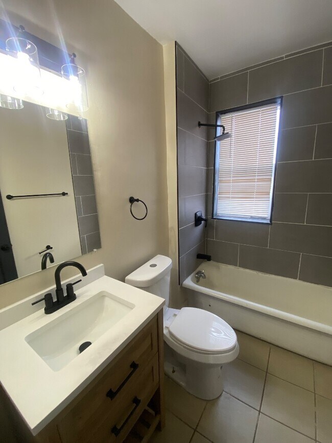 Building Photo - 4301 Potomac St