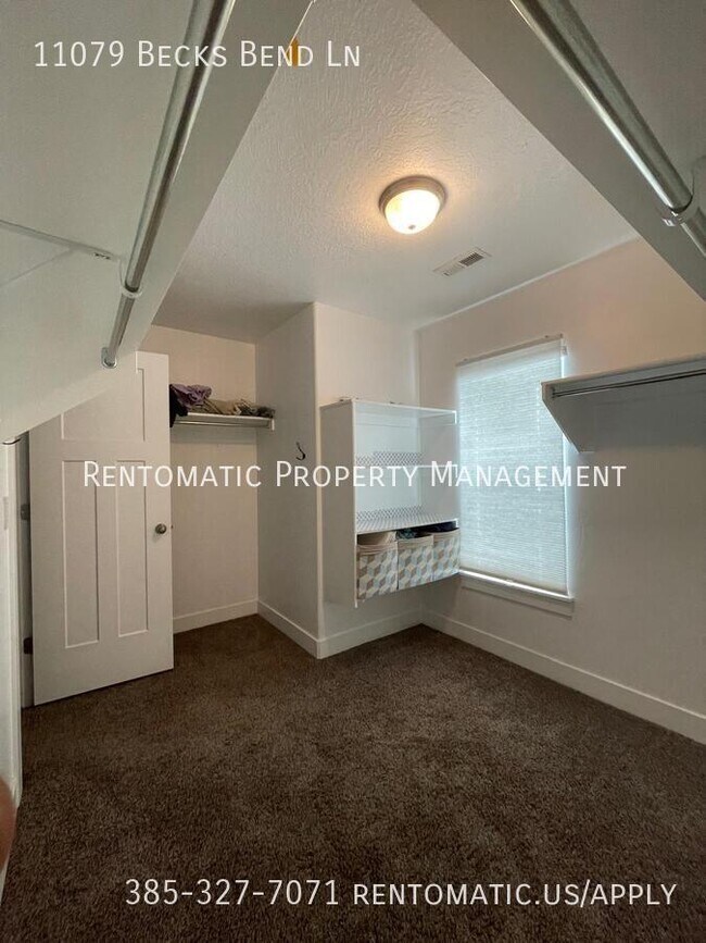 Building Photo - 11079 Becks Bend Ln