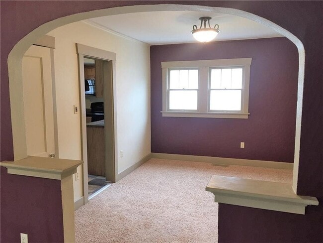 Building Photo - NE Side 2 Story, Huge Bedrooms, 2 bath, un...