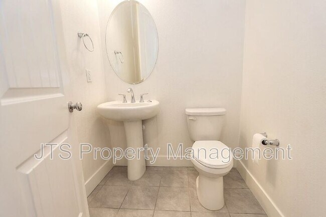 Building Photo - 4988 Amina Fair Way